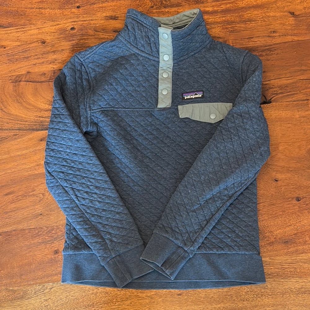 Patagonia Women’s Blue Organic Cotton Quilt Snap-T® Pullover